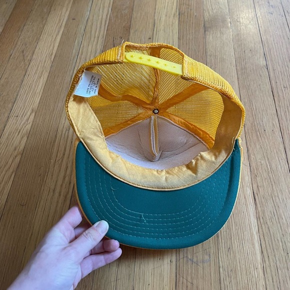 80s Vintage Pac-Man SnapBack Trucker Hat Yellow and White - Picture 3 of 9